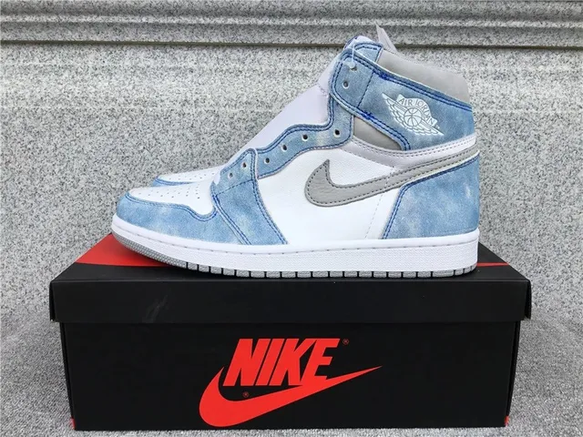 Air Jordan 1 High Denim