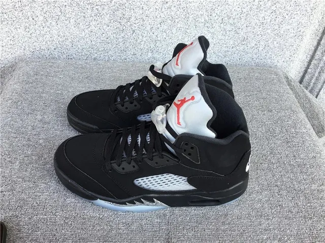 Air Jordan 5 Fire Red