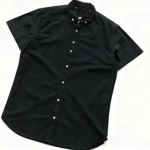 Button-Up Shirt Solid Black