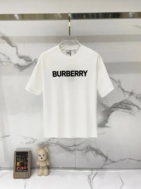 Burberry Logo T-Shirt Bold Logo
