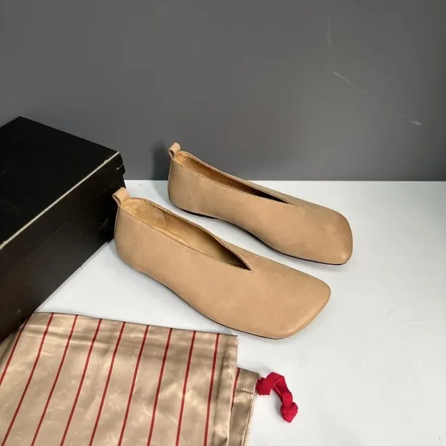 Maison Margiela Tabi Loafer Beige Suede