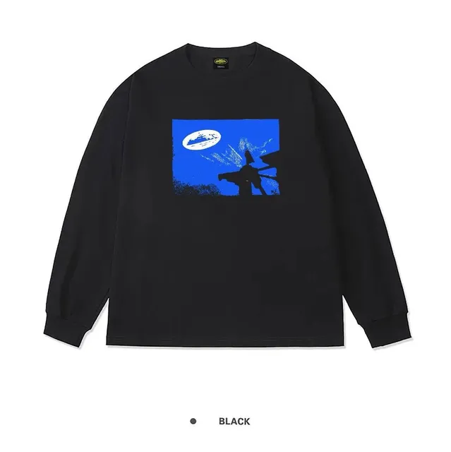 Long Sleeve Tee UFO Graphic