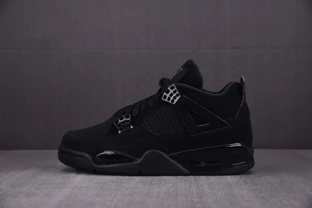 CU1110-010 Black Cat
