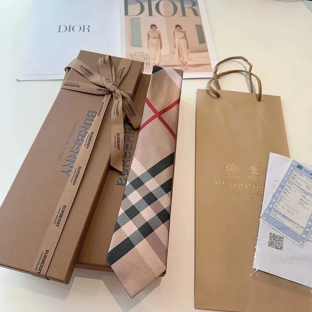 Burberry scarves ties