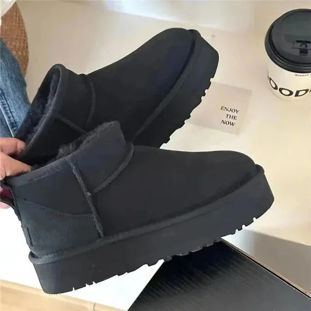 UGG Mini Platform All Black