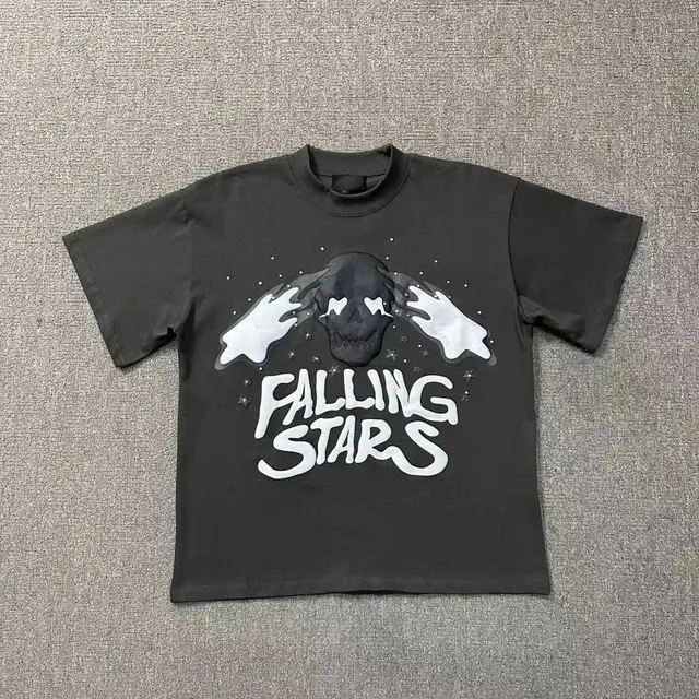 Graphic Tee Falling Stars Skull Print