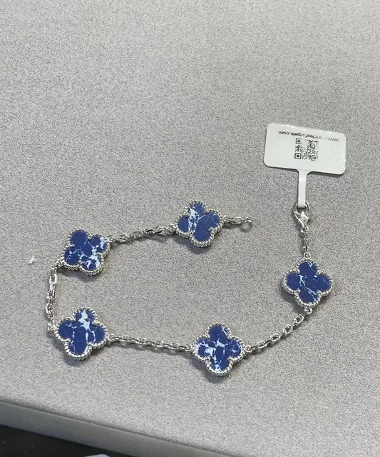 Van Cleef & Arpels Alhambra Bracelet