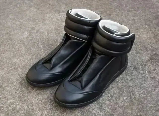 Maison Margiela Tabi Sneaker Black Leather