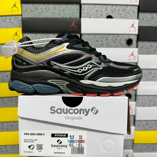 S70739-28(40-45)黑蓝红黄