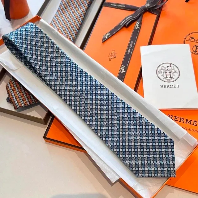 Hermès Silk Tie Herringbone Pattern