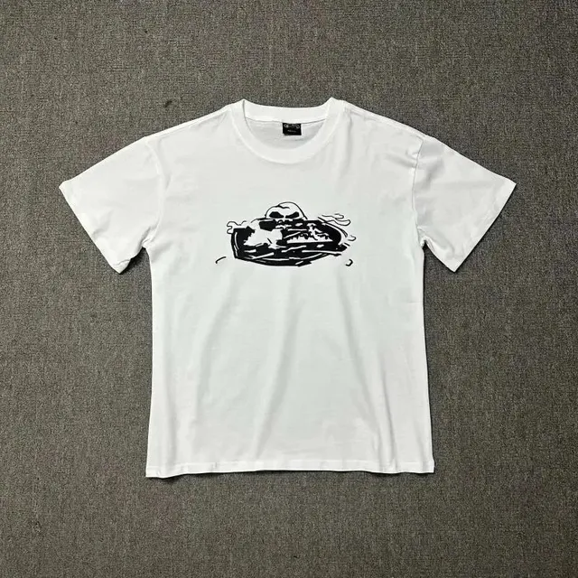 Graphic T-Shirt Skull Print