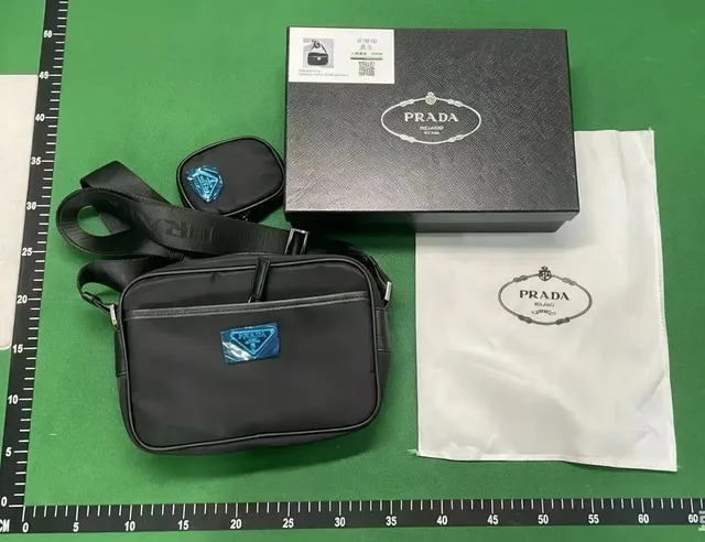 Prada 2 配原装盒子