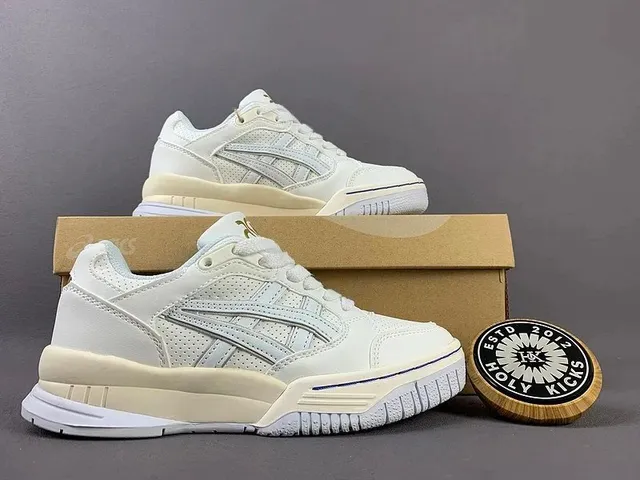 Asics Gel-Lyte III Triple White