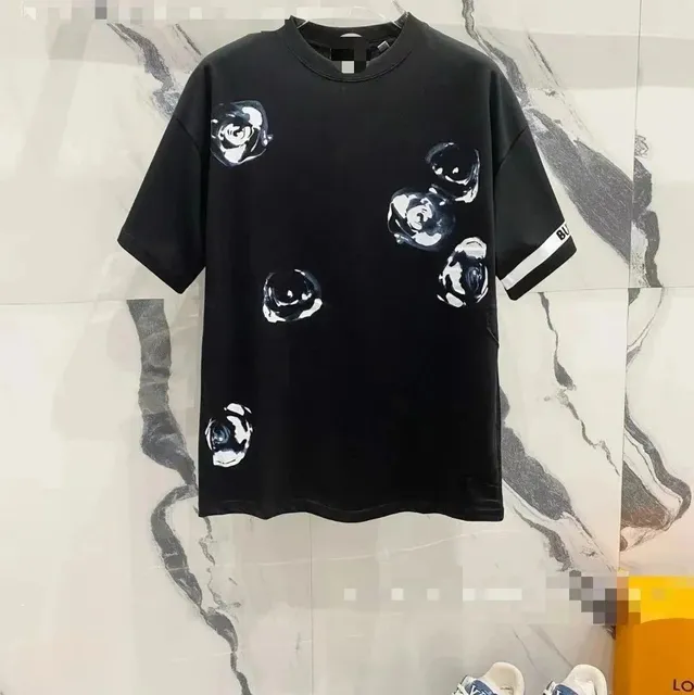 Balenciaga Printed T-Shirt Rose Print