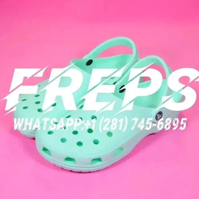 Crocs Classic Clog Mint Green