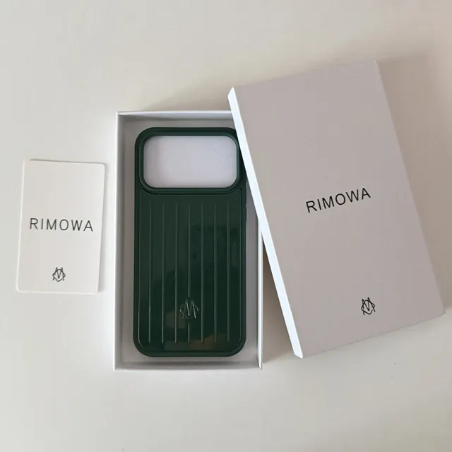 Dark green - with packaging supporting magnetic suction