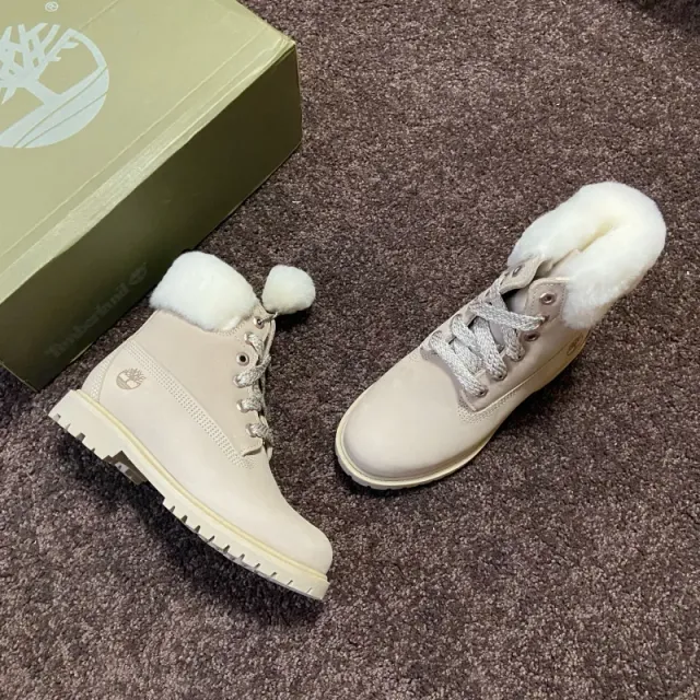 Timberland Classic 6-Inch Premium Boot Shearling Lined