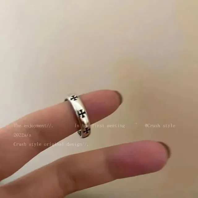 凹嵌十字架戒指