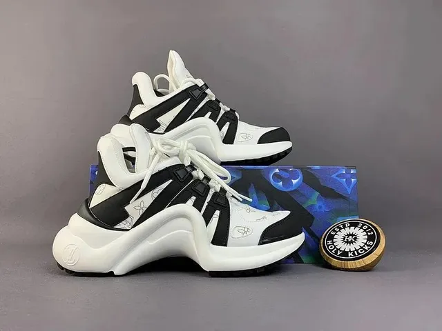 Louis Vuitton LV Trainer Monogram Print