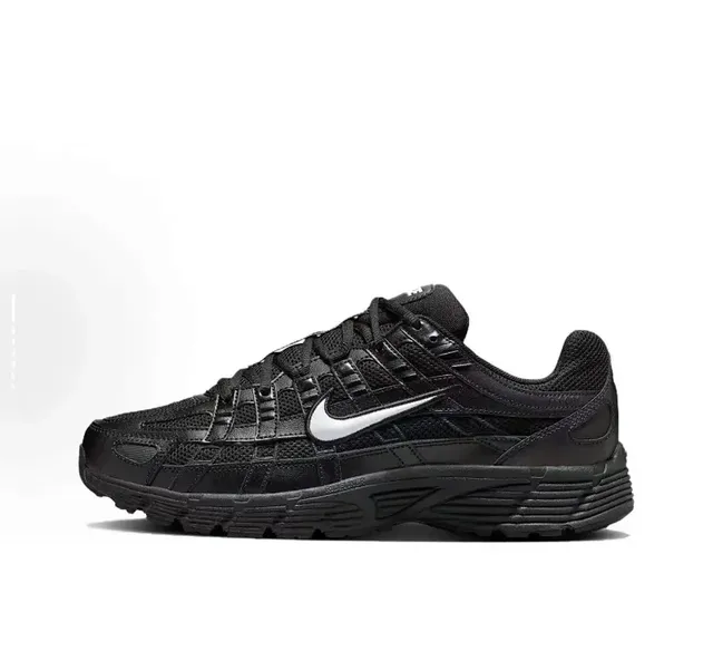 Nike Air Max Plus Triple Black