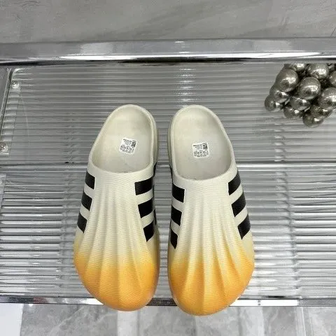 Adidas Foam Runner Gradient Yellow