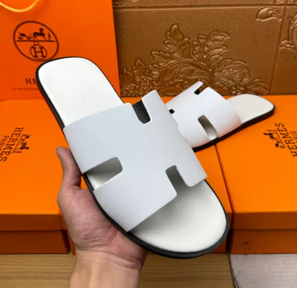 Hermès Oran Slide White with Black Sole