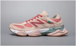New Balance 9060 Desert Pink