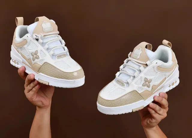 Louis Vuitton LV Trainer Monogram Flower