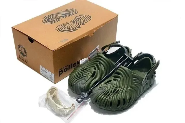 Crocs Pollex Clog Olive Green with Beige Strap