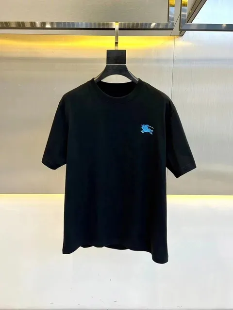 Burberry Logo T-Shirt Equestrian Knight