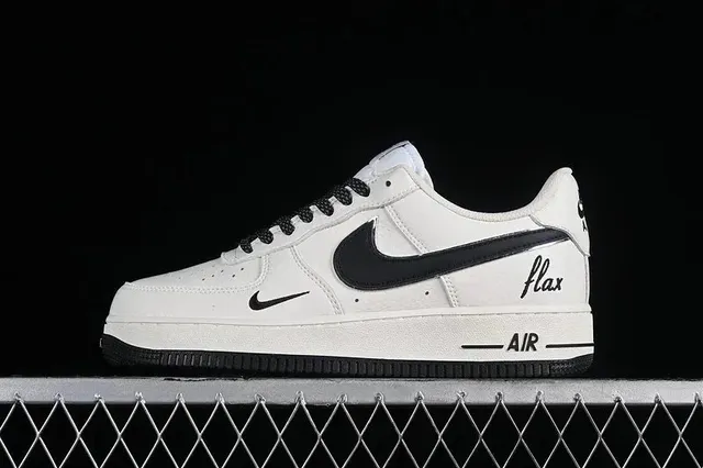 Nike Air Force 1 Low Flax