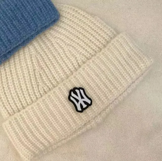 MLB Beanie NY Logo Patch