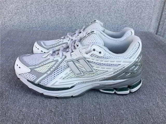 New Balance 1906R White Grey Green
