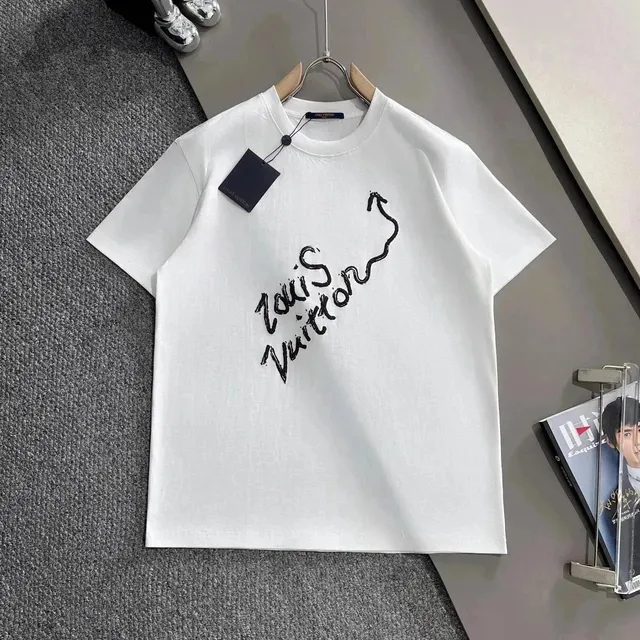 Louis Vuitton T-Shirt Arrow Script Print