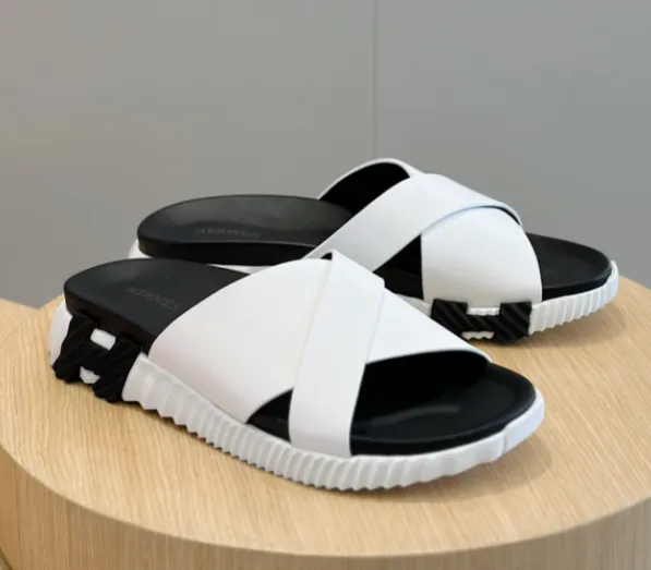 Hermès Oran Sandal Contrast Strap