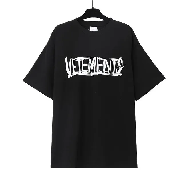 Vetements Graphic Tee Distressed Logo