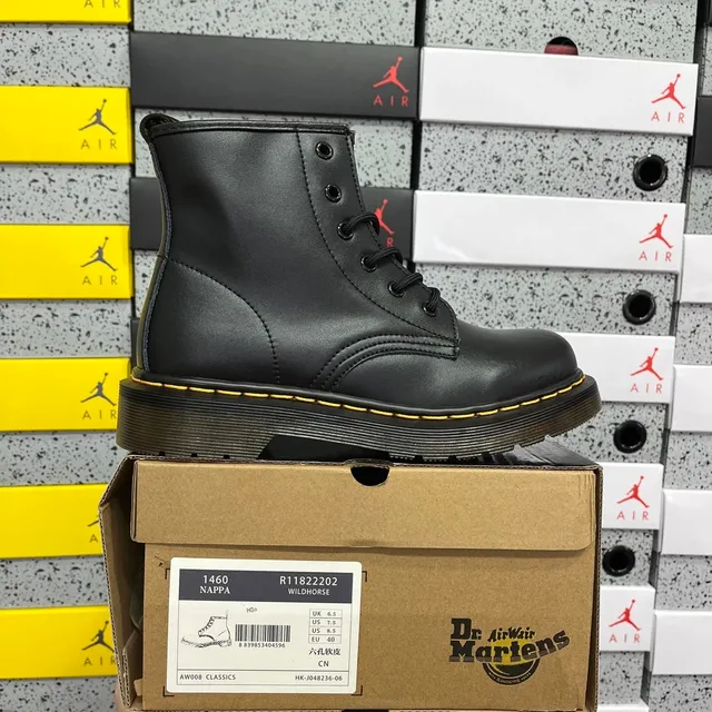 Dr. Martens 1460 Wildhorse