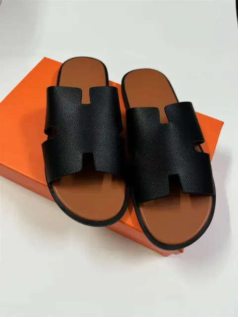 Brown + black palm print