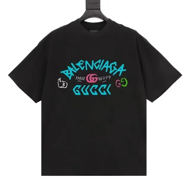 Graphic Tee Balenciaga x Gucci Logo Print