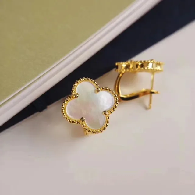 Van Cleef & Arpels Alhambra Earring Mother-of-Pearl