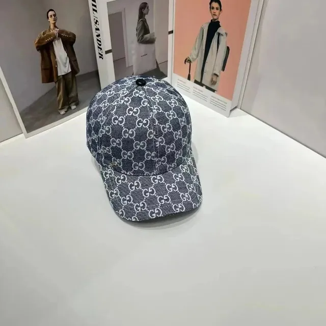 Gucci Baseball Cap GG Monogram