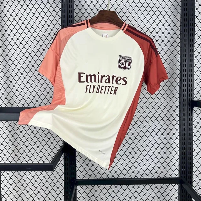 2425 Lyon 2nd Away