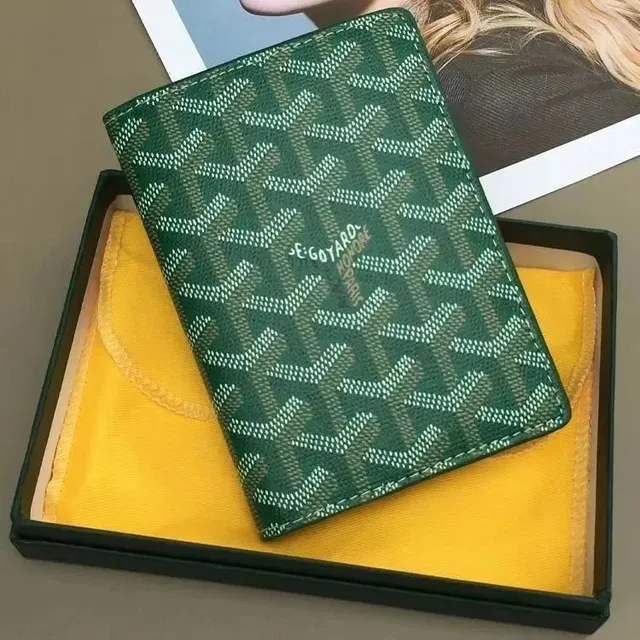 Goyard Saint Louis Wallet Green Goyardine Canvas