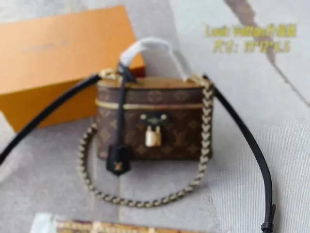 Makeup bag small