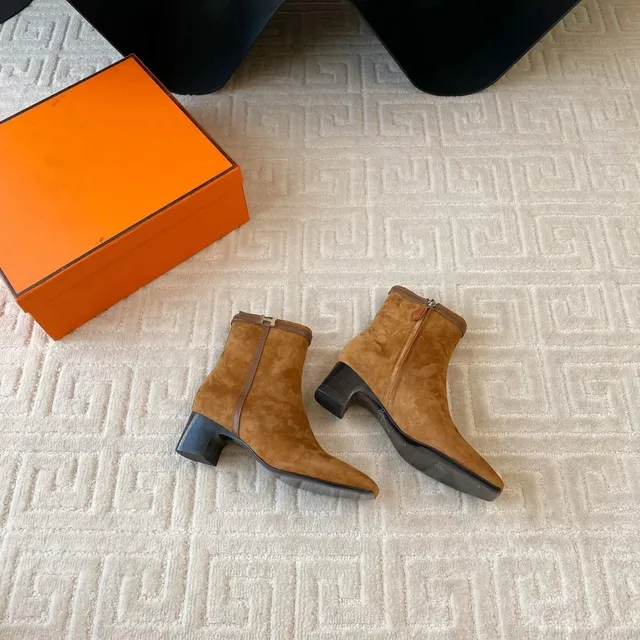 Hermès Ankle Boot Suede with H Buckle