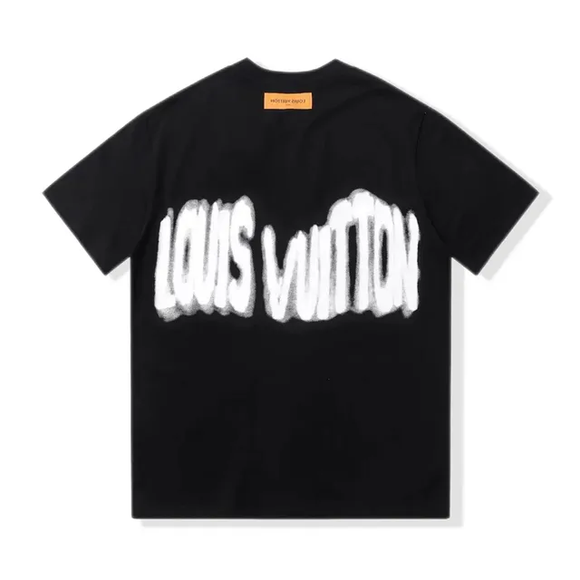 Louis Vuitton T-Shirt Spray-Paint Logo