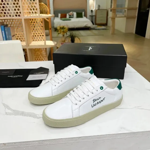 Saint Laurent SL/06 Signature Logo