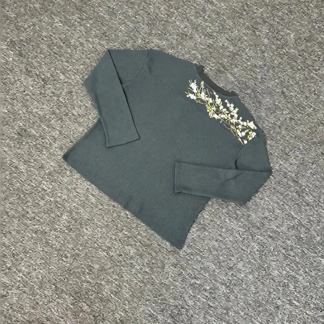 002樱花华夫格长袖(灰)
