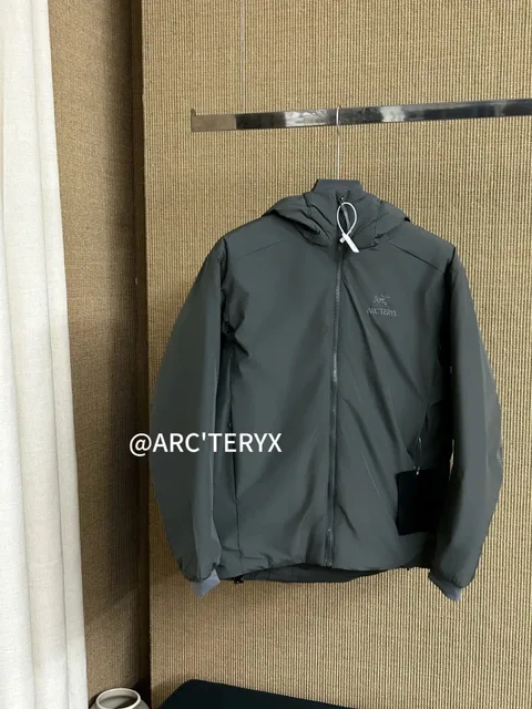 石墨灰色 Graphite Grey