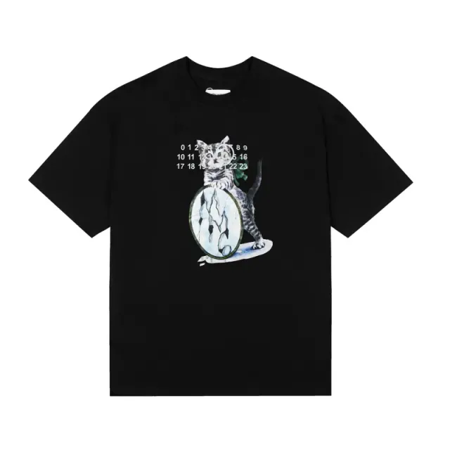 Maison Margiela Graphic T-Shirt Cat with Shield Print